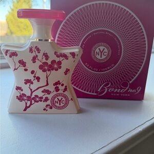 Bond No. 9 New York Cherry Blossom Fragrance